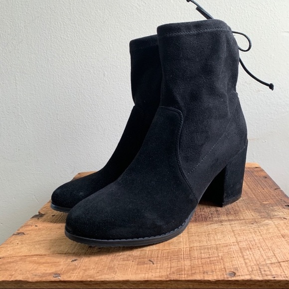 Stuart Weitzman Betina Ancle Booties - Picture 5 of 13
